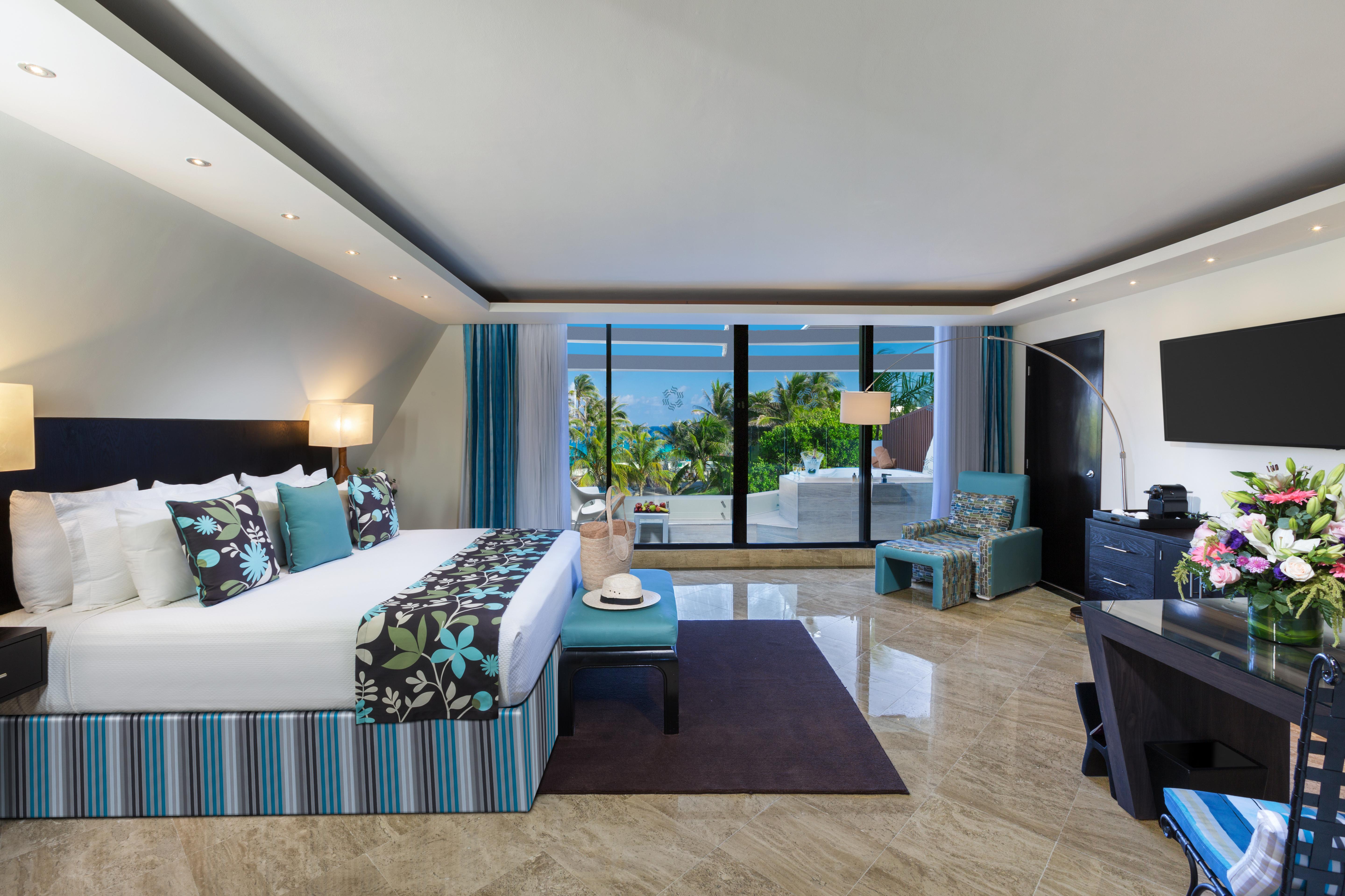 The Pyramid Cancun By Oasis Exterior photo Deluxe Ocean View