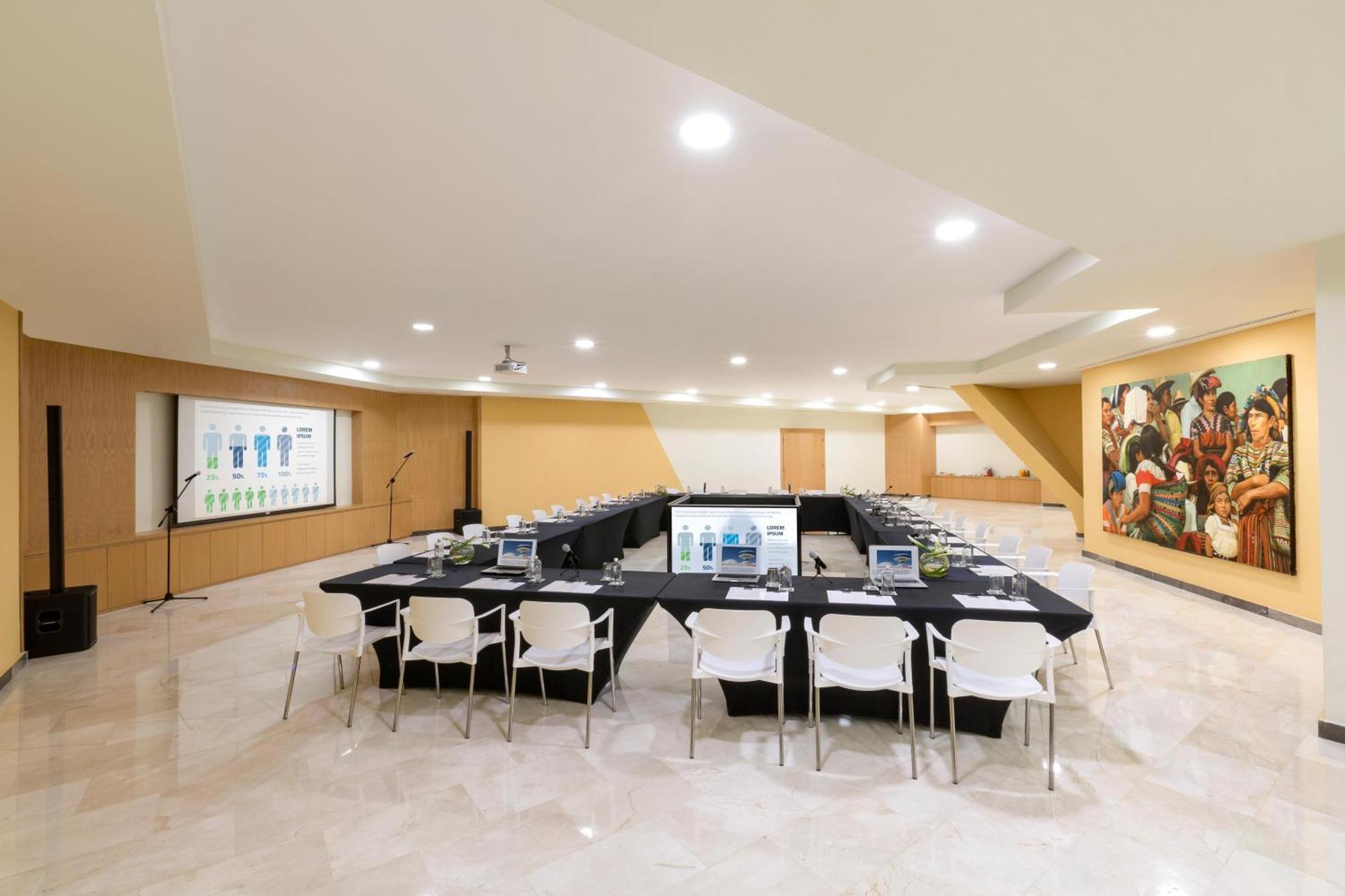 The Pyramid Cancun By Oasis Exterior photo Meeting room