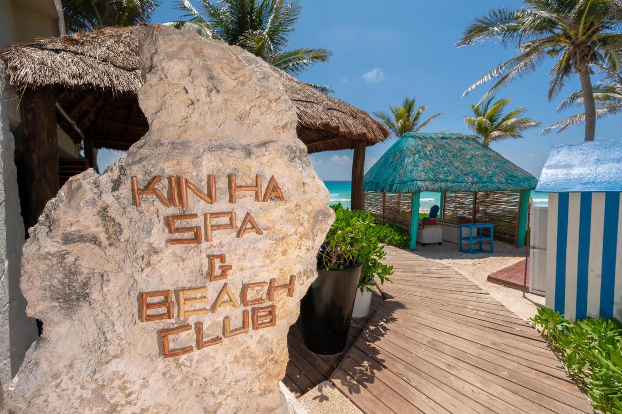 The Pyramid Cancun By Oasis Exterior photo Beach at the Grand at Moon Palace